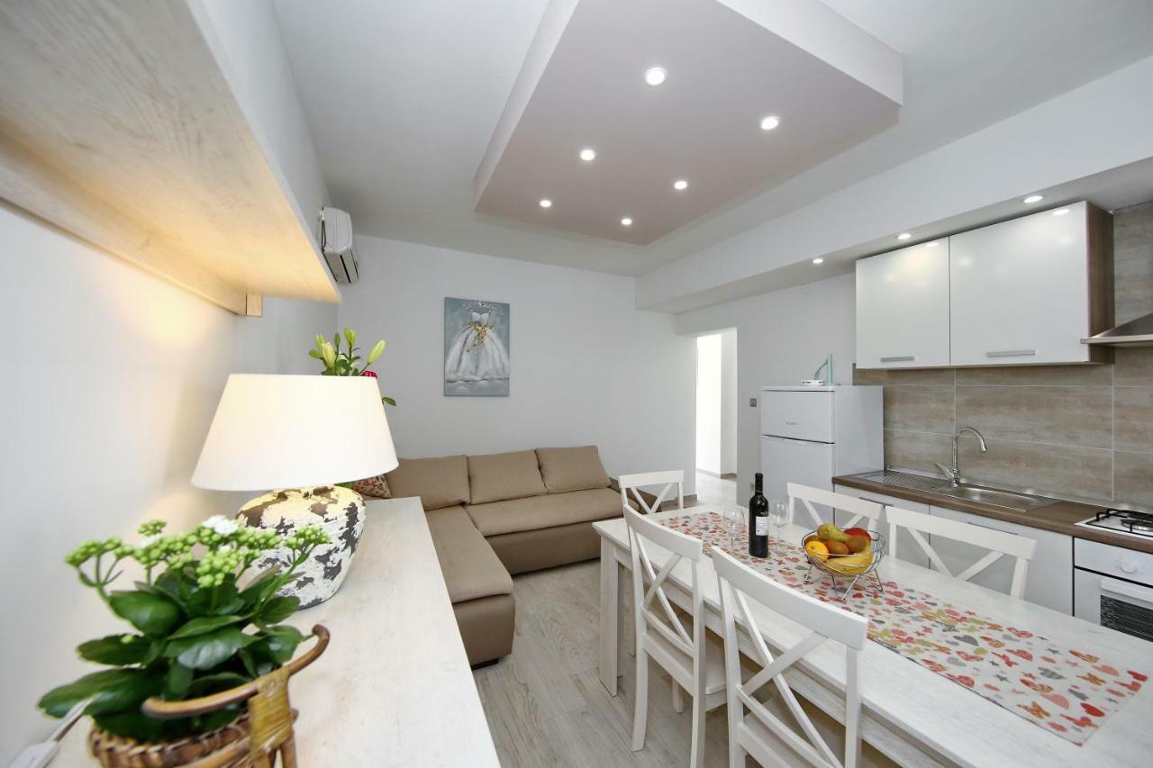 Apartment Nela Zadar Eksteriør billede